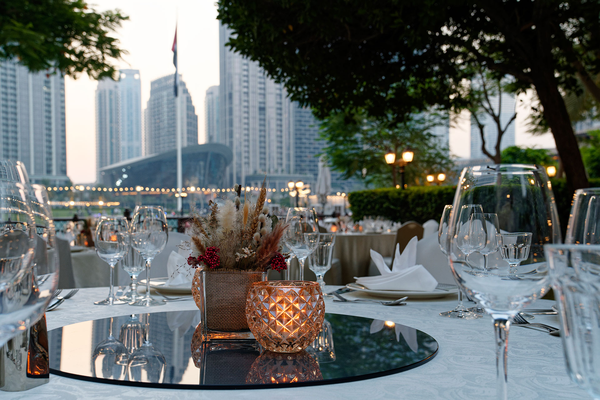 Lake Side Garden, Palace Downtown Hotel